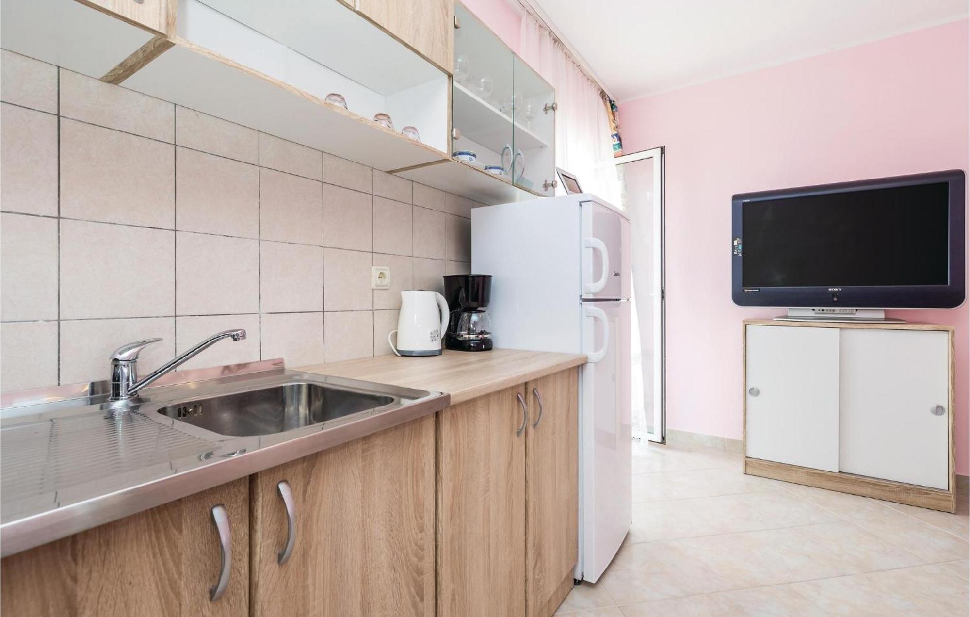 Gorgeous Apartment In Matulji With Kitchen Εξωτερικό φωτογραφία